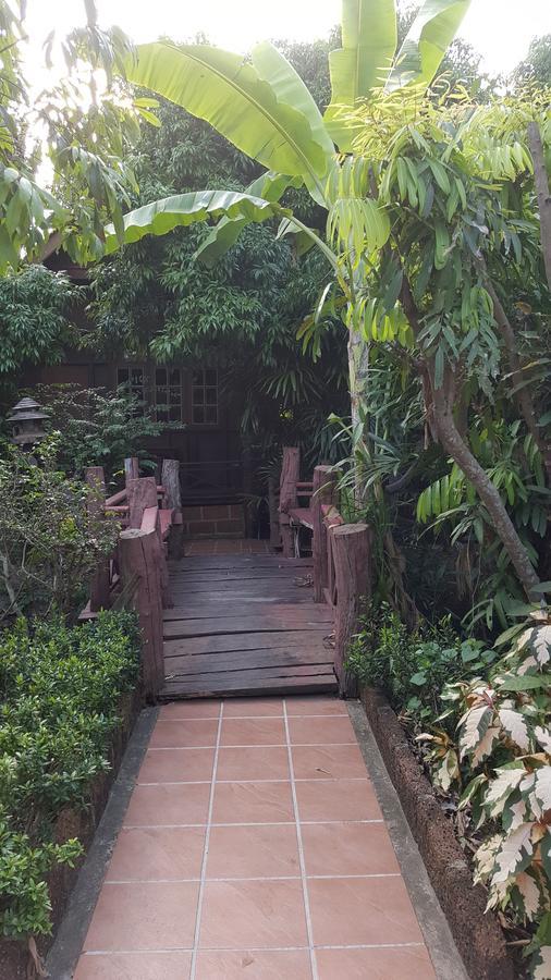 Ruean Mai Chai Khlong Amphawa Exterior foto