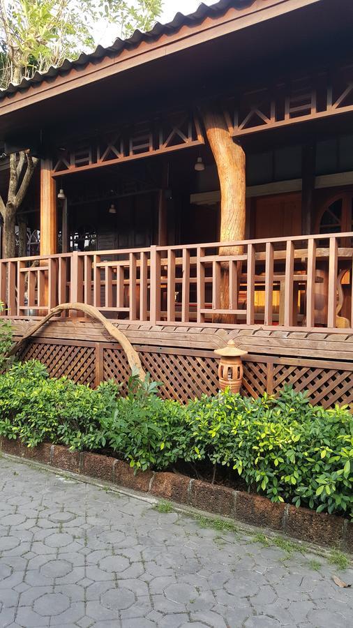 Ruean Mai Chai Khlong Amphawa Exterior foto